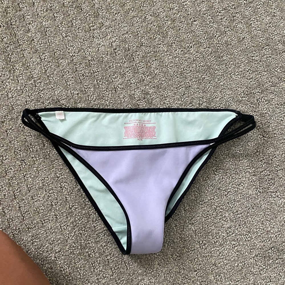 Victoria secret bikini bottoms medium